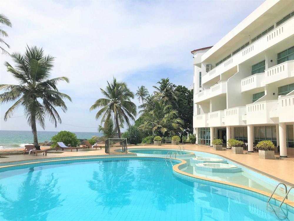 Induruwa Beach Resort Exteriér fotografie